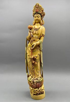 Hand-Carved Mammoth Ivory Lotus Guanyin Statue — Elegant and Lifelike Masterpiece